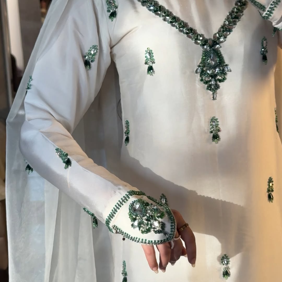 Farshi Suit