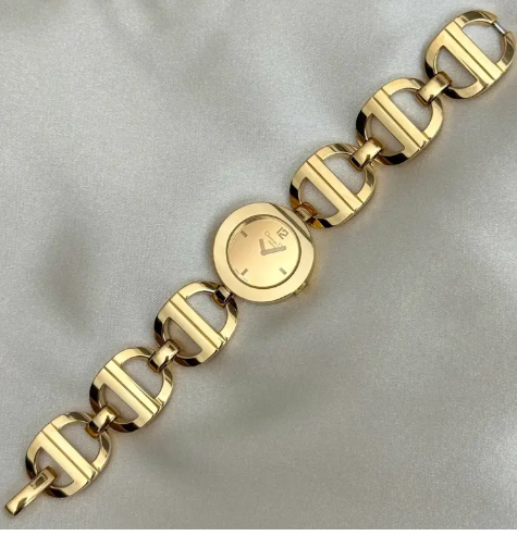 Luxe Gold Classic Watch