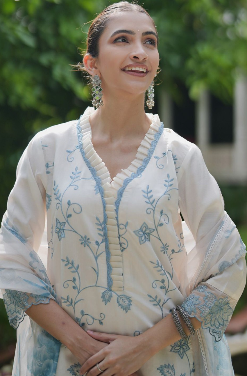 Floral Embroidered Thread Work Kurta With Trousers & Dupatta