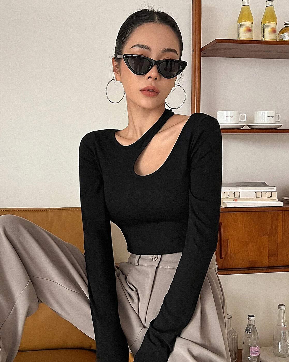 Women Black Slim Fit Top