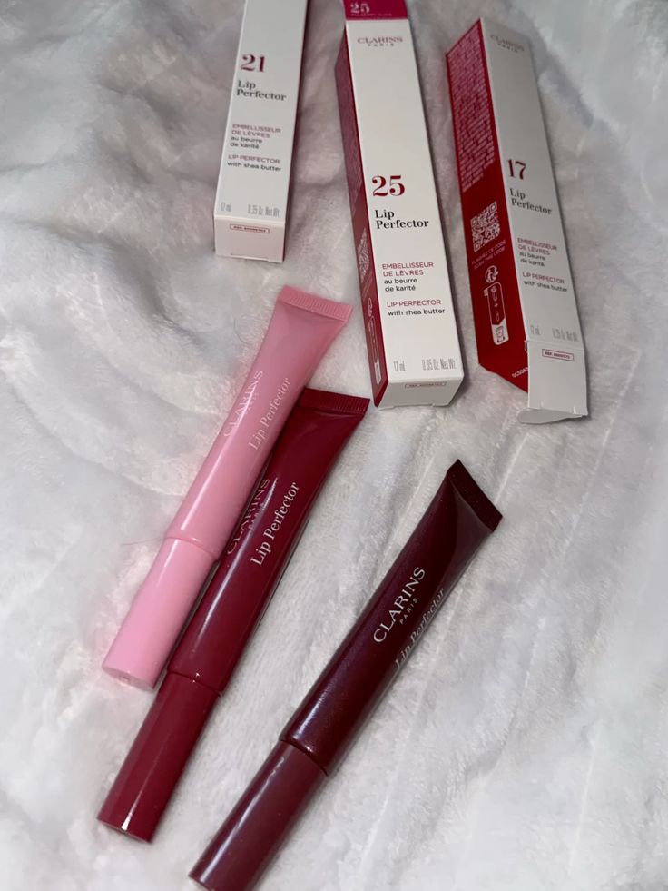 Clarins Lip Perfector Lip Gloss