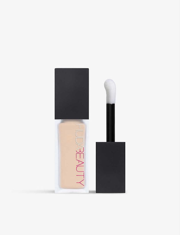 Huda Beauty Makeup Combo