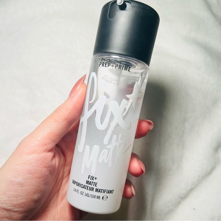 M.A.C Makeup Combo