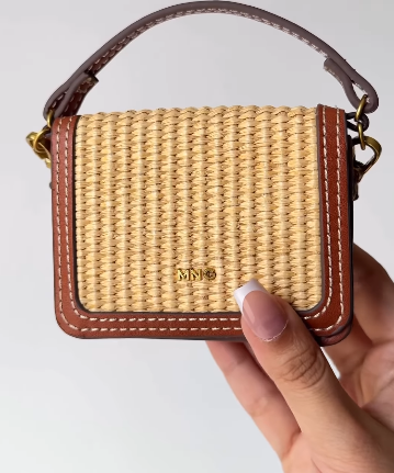 Raffia-effect crossbody purse