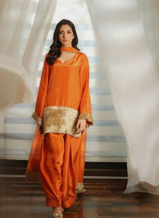 Noor-e-Feroza Suit